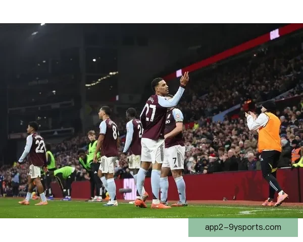 英超赛事精彩纷呈 全球球迷齐聚一堂 直播激情对决尽在眼前